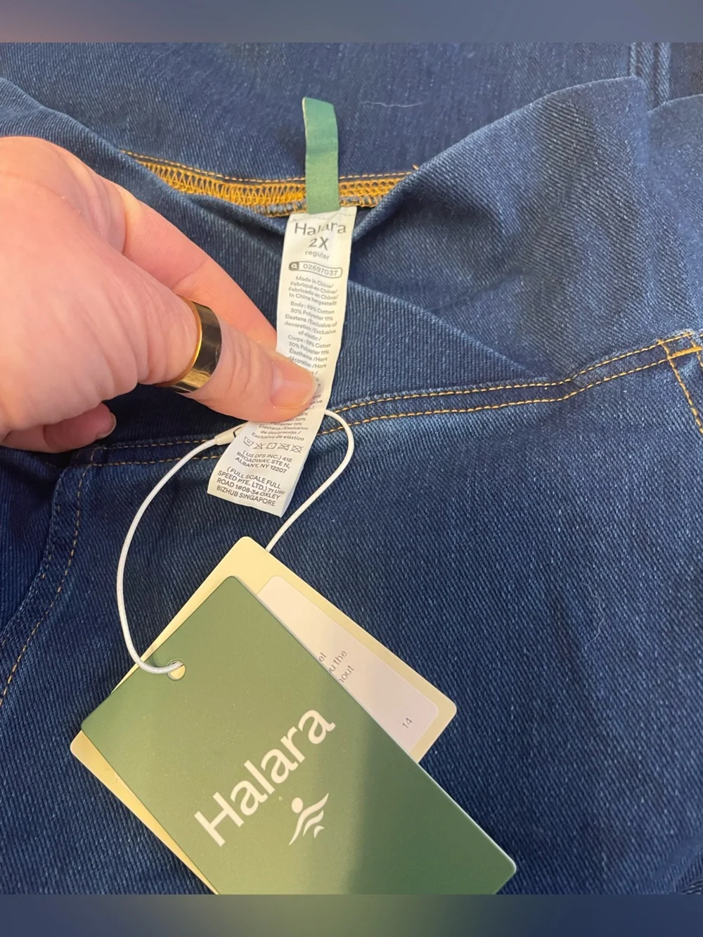 HALARA Flex™ High Waisted Crossover Pocket Washed Casual Jeans - Picture 12 of 14